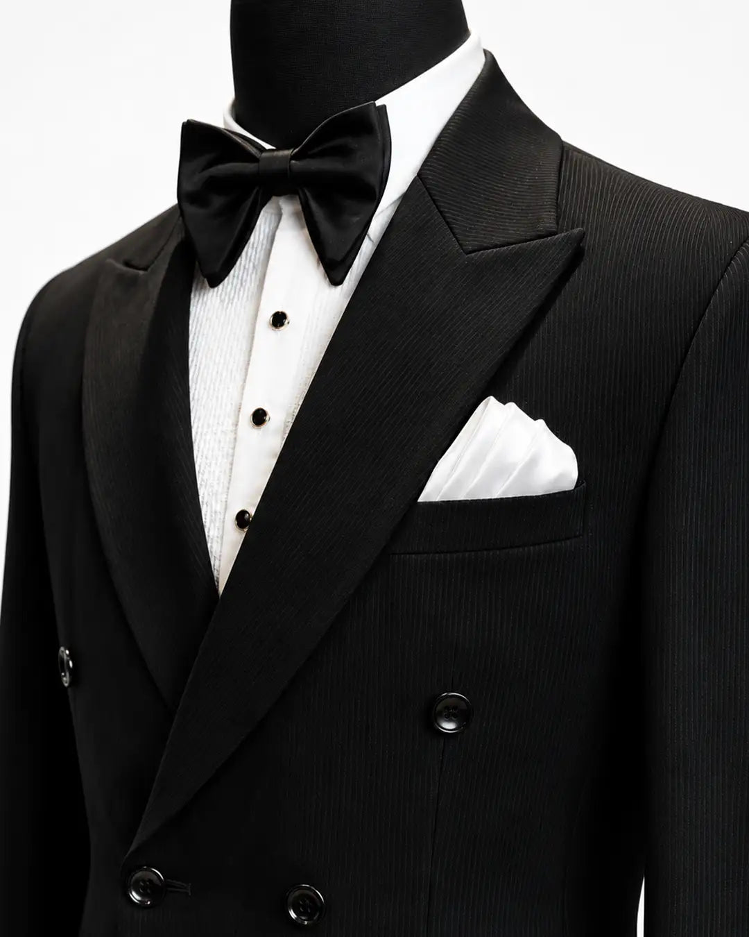 Classic Black Double-Breasted Peak Lapel Tuxedo